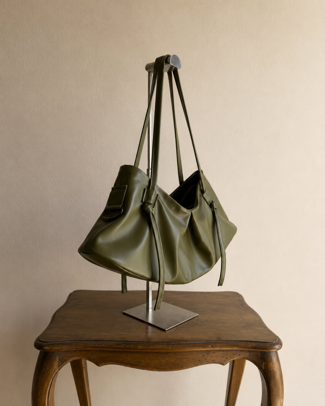 DUMPLING BAG IN OLIVE