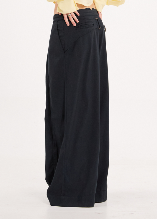 KEY-CHAIN PINSTRIPE PANTS IN DEEP BLUE