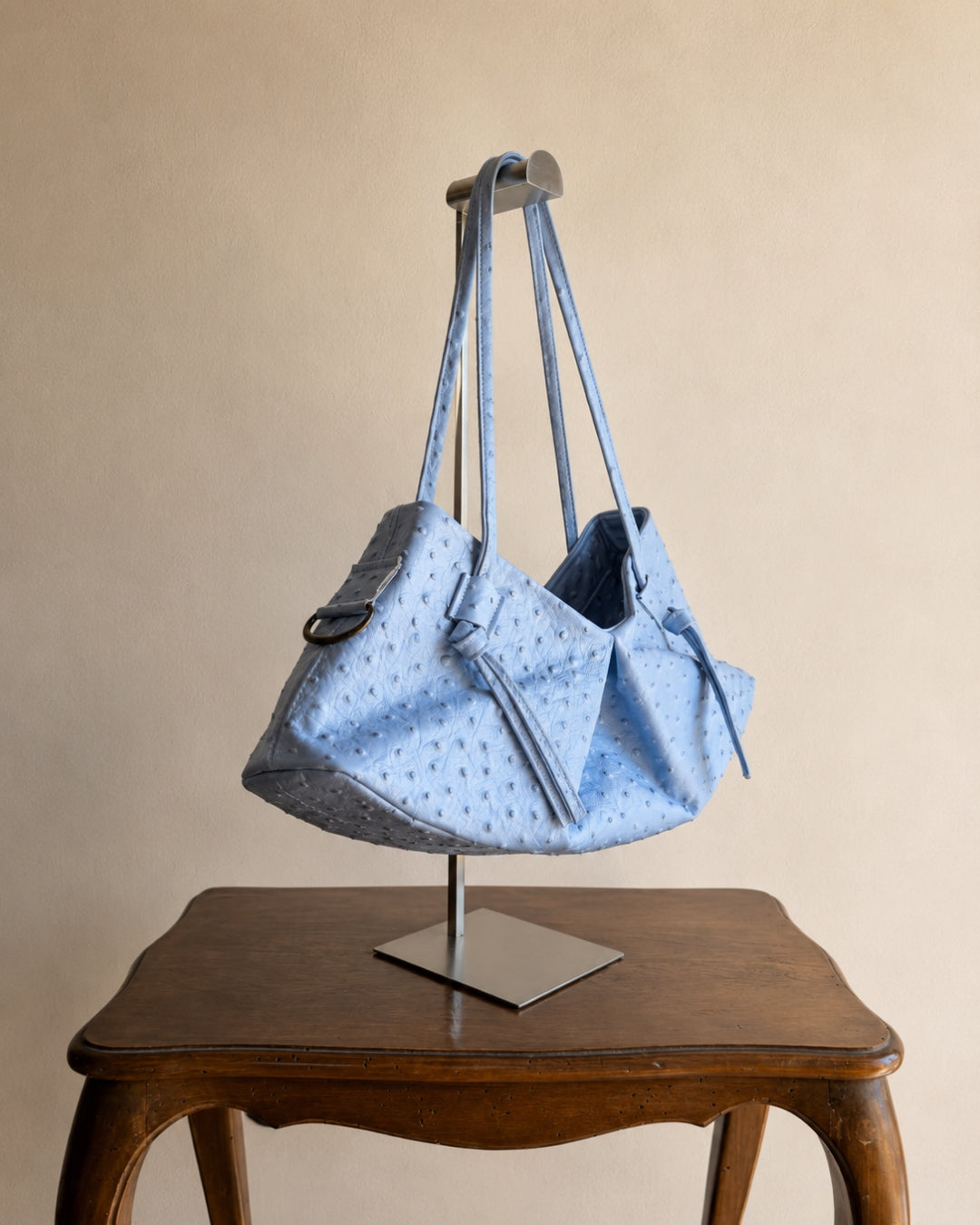 DUMPLING BAG IN INDIGO
