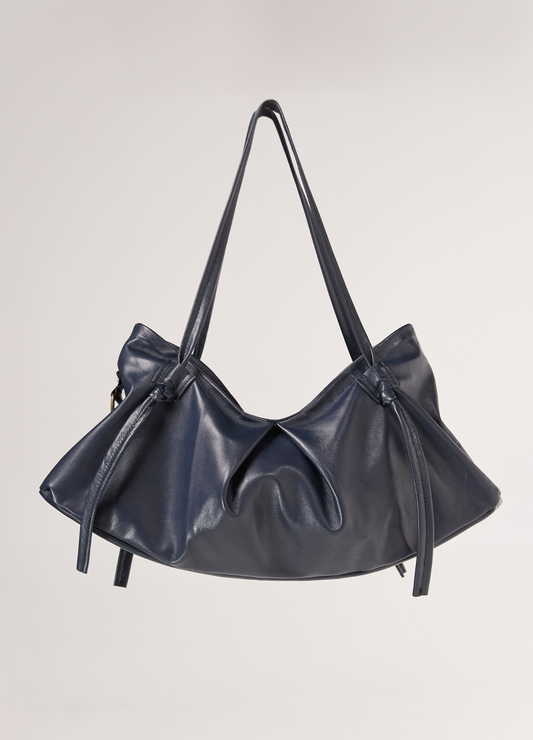LEATHER DUMPLING BAG IN NAVY BLUE