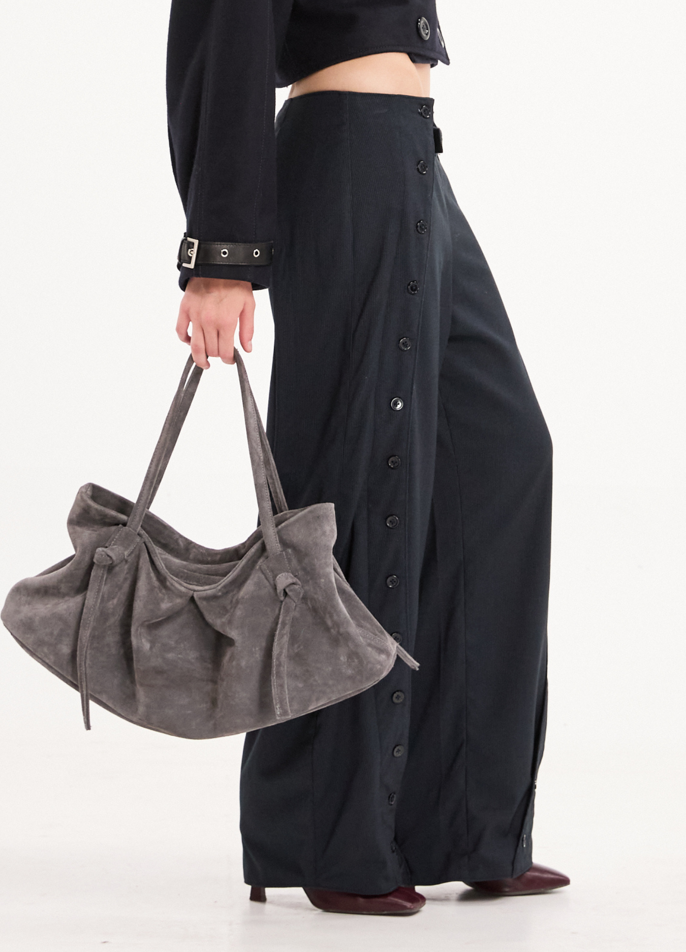 BUTTONED PINSTRIPE BALLOON PANTS IN DEEP BLUE