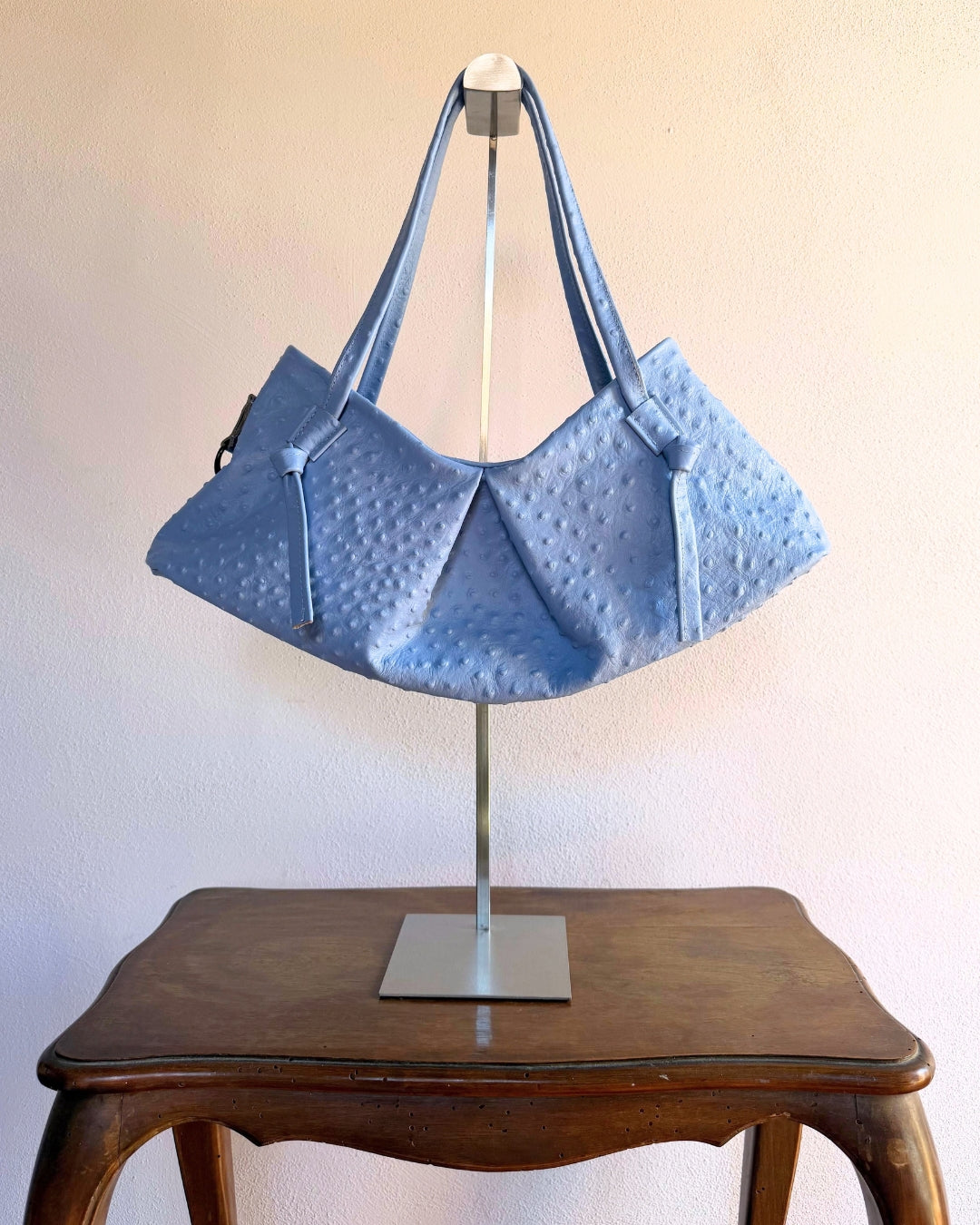 DUMPLING BAG IN INDIGO