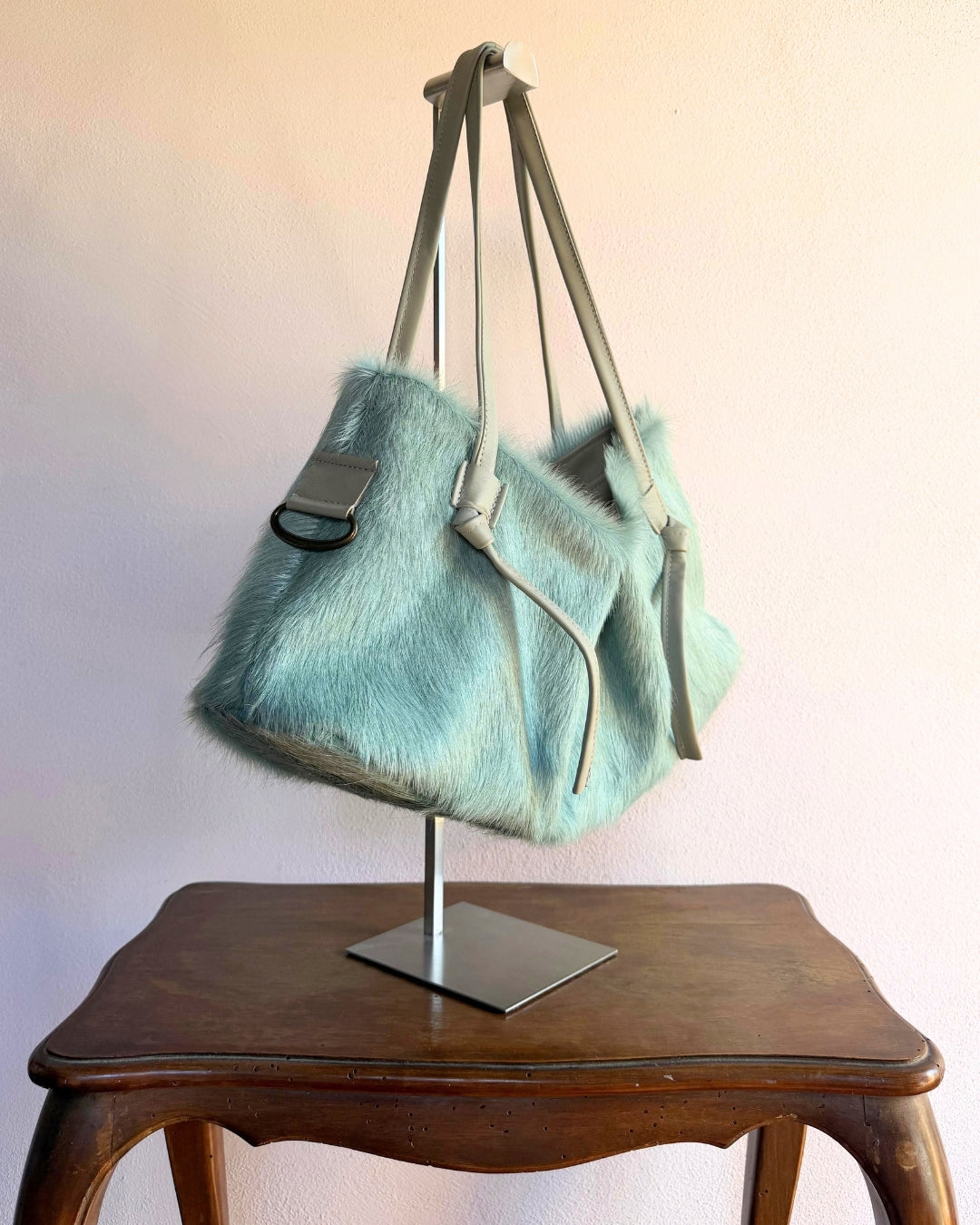 DUMPLING BAG IN LAGOON