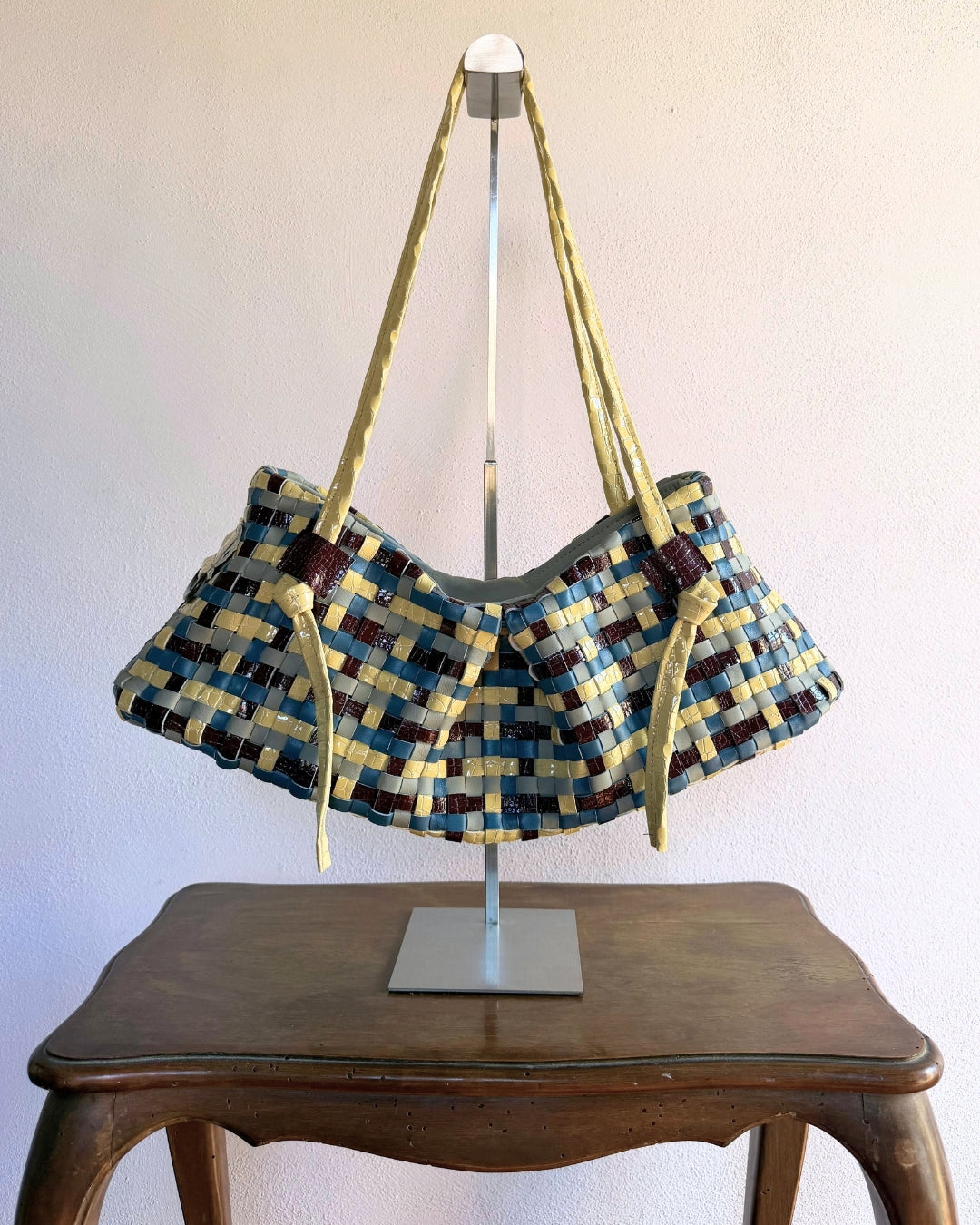 WOVEN DUMPLING BAG IN AUTUMN